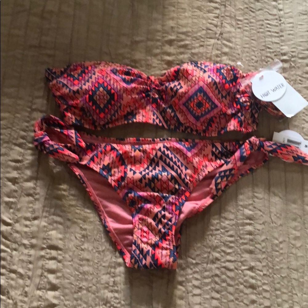 NWT Hot Water bathing suit. Size Medium